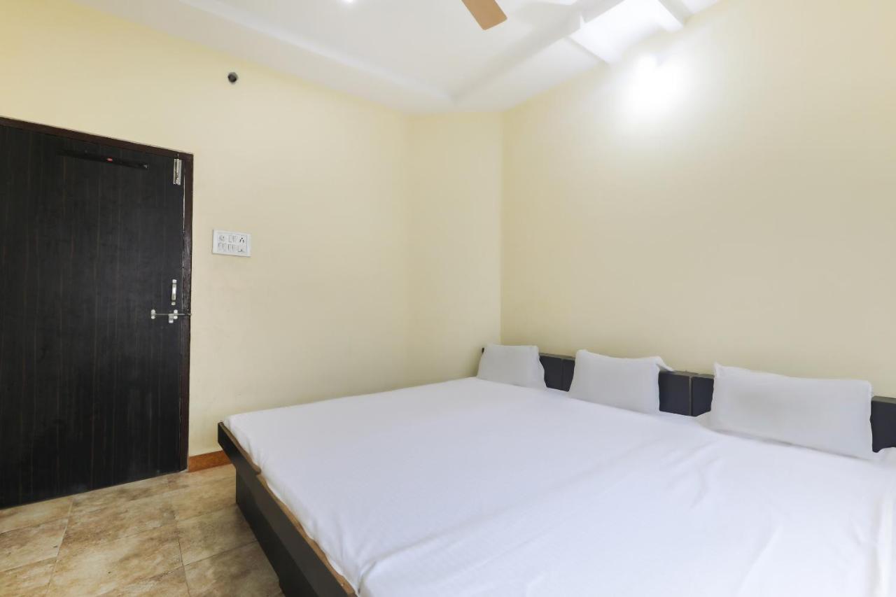 Spot On 48832 Balaji Parisar Hotel Ujjain Exterior photo
